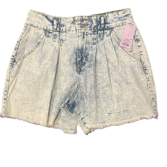 wild fable Pants - Wild Fable Women Highest Rise A-Line Jeans Shorts Size 6/28R
